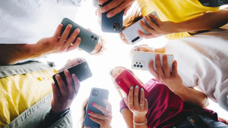 Wisephone: A Safer Way to Teach Teens About Technology